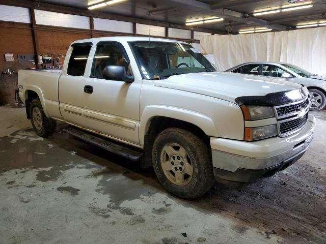 Photo 4 from auction – 2006 CHEVROLET SILVERADO with VIN 1GCEK19B16Z172732
