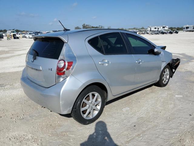 Photo 3 from auction – 2012 TOYOTA PRIUS C with VIN JTDKDTB3XC1015092