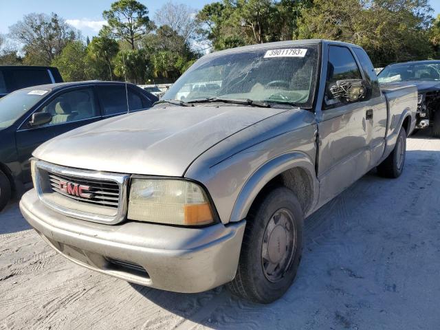 GMC SONOMA 2002 with VIN 1GTCS19W728111931 - Photo from auction