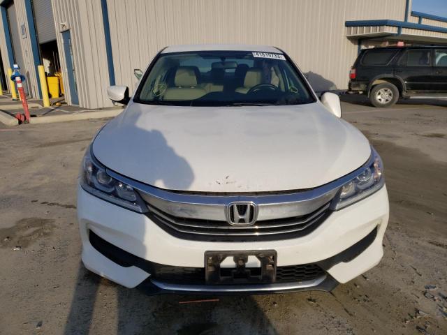 Photo 5 from auction – 2017 HONDA ACCORD with VIN 1HGCR2F31HA189927
