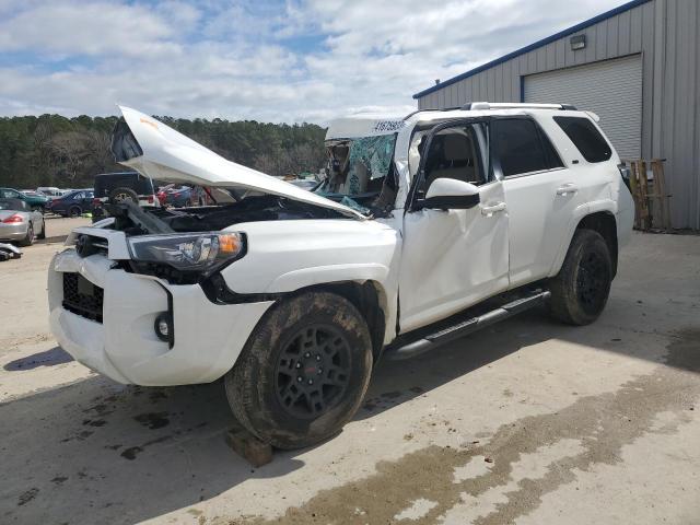 Photo 1 from auction – 2021 TOYOTA 4RUNNER SR with VIN JTEEU5JR6M5250044