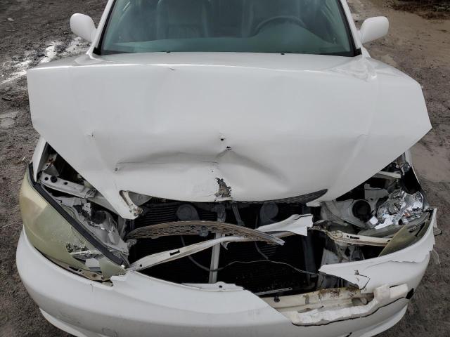 Photo 11 from auction – 2002 TOYOTA CAMRY LE with VIN JTDBF32K420070627