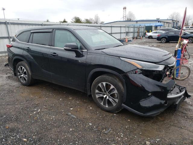 Photo 4 from auction – 2022 TOYOTA HIGHLANDER with VIN 5TDBZRBH8NS161917