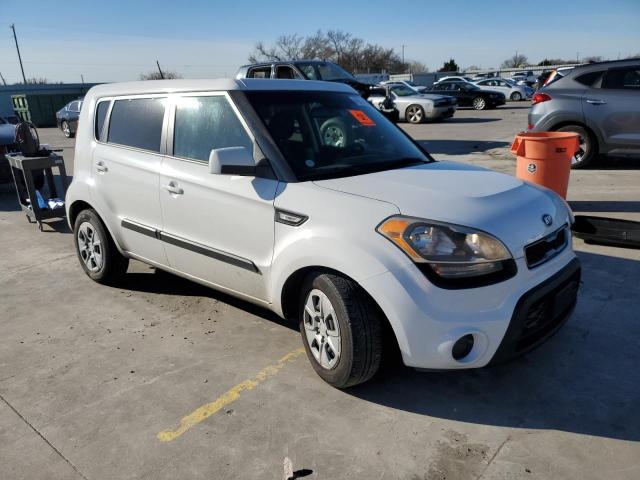 Photo 4 from auction – 2013 KIA SOUL with VIN KNDJT2A56D7506754