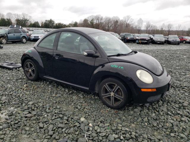 Photo 4 from auction – 2010 VOLKSWAGEN NEW BEETLE with VIN 3VWPG3AG2AM019703