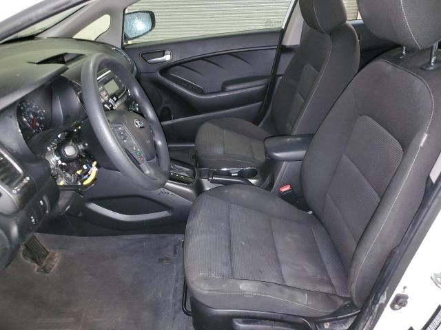 Photo 7 from auction – 2017 KIA FORTE LX with VIN 3KPFK4A70HE152497