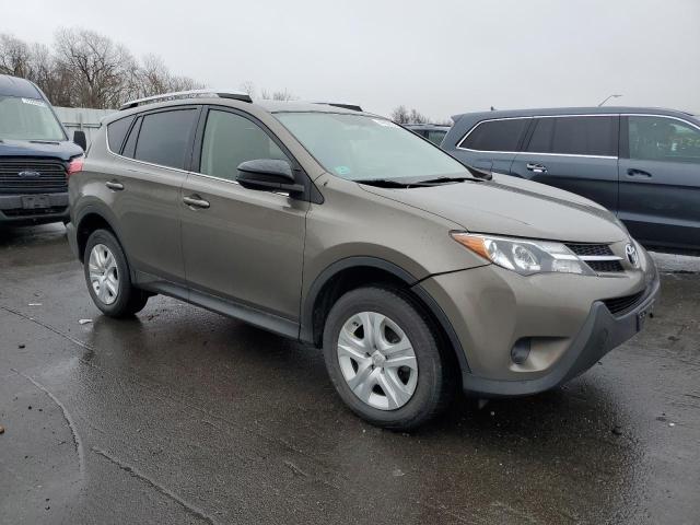 Photo 4 from auction – 2015 TOYOTA RAV4 LE with VIN JTMBFREV2FD140911