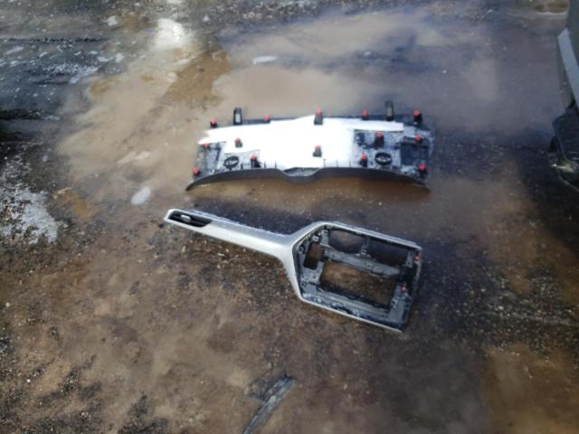 Photo 13 from auction – 2020 TOYOTA HIGHLANDER with VIN 5TDFZRBH4LS031048