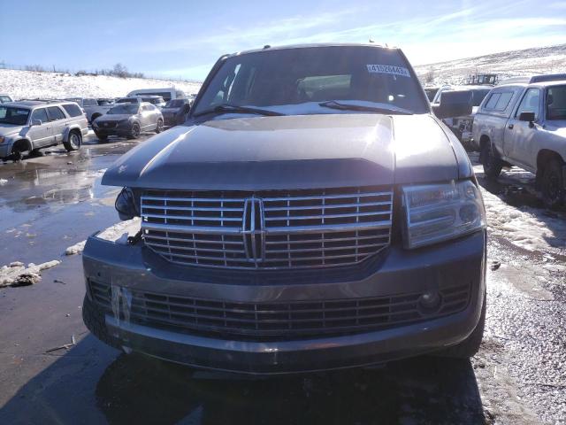 Photo 5 from auction – 2011 LINCOLN NAVIGATOR with VIN 5LMJJ3J53BEJ02503