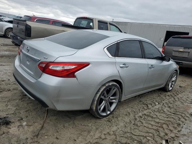 Photo 3 from auction – 2017 NISSAN ALTIMA 2.5 with VIN 1N4AL3AP3HC197884