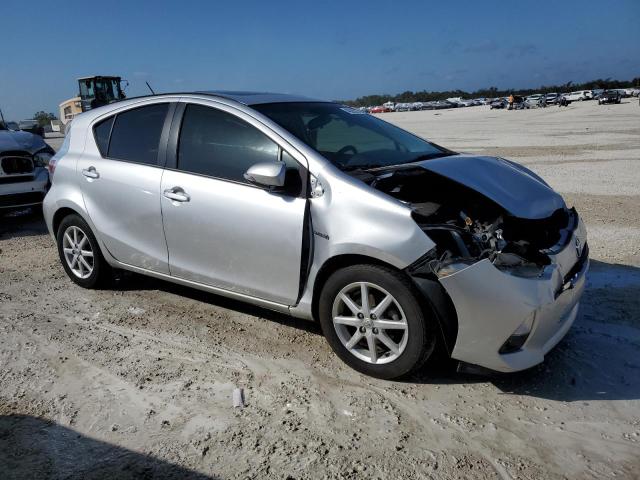 Photo 4 from auction – 2012 TOYOTA PRIUS C with VIN JTDKDTB3XC1015092