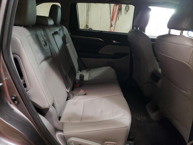 Photo 10 from auction – 2018 TOYOTA HIGHLANDER with VIN 5TDDZRFH6JS806528