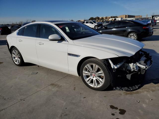Photo 4 from auction – 2016 JAGUAR XF PREMIUM with VIN SAJBD4BV5GCY14667