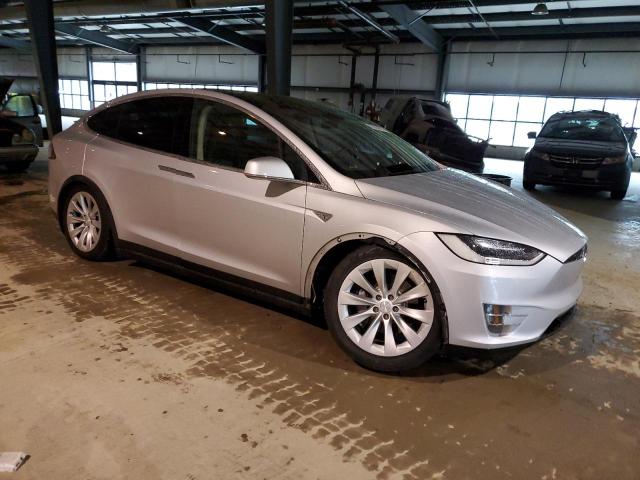 Photo 4 from auction – 2016 TESLA MODEL X with VIN 5YJXCAE24GF001721