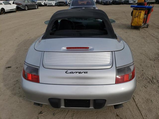 Photo 6 from auction – 1999 PORSCHE 911 CARRER with VIN WP0CA2991XS655788