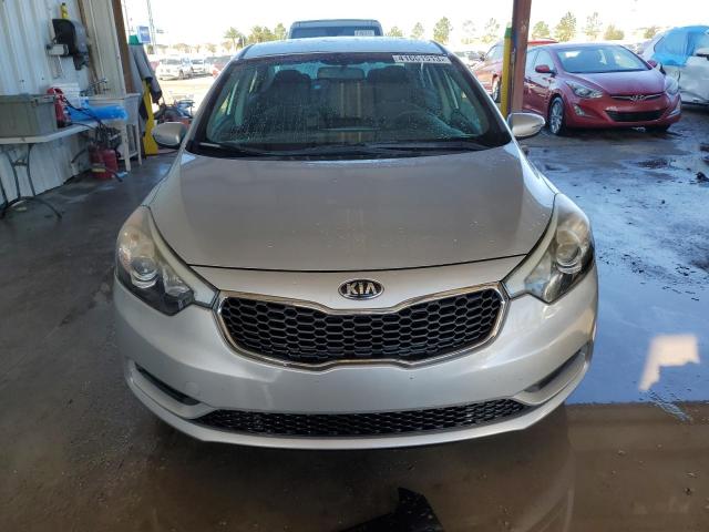Photo 5 from auction – 2016 KIA FORTE LX with VIN KNAFX4A62G5542551