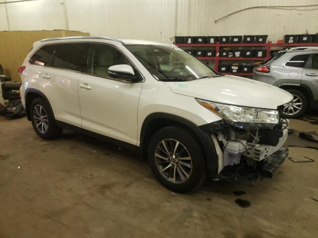 Photo 4 from auction – 2019 TOYOTA HIGHLANDER with VIN 5TDJZRFH0KS575467