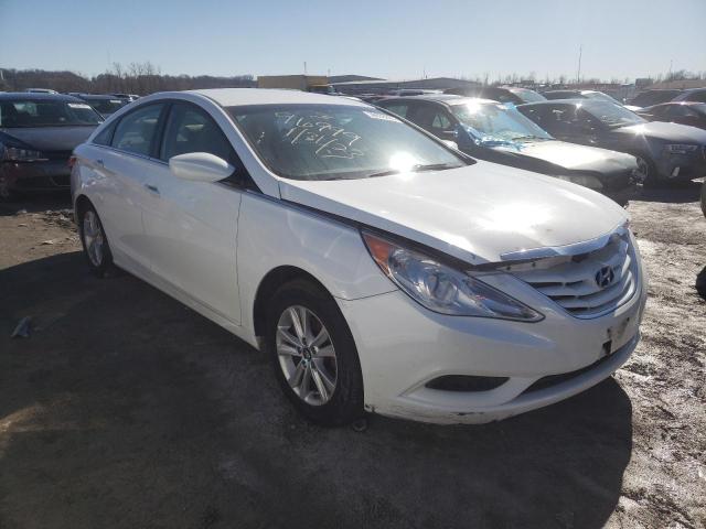 Photo 4 from auction – 2013 HYUNDAI SONATA GLS with VIN 5NPEB4AC9DH744706
