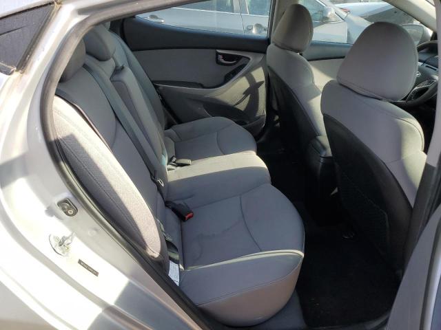 Photo 10 from auction – 2012 HYUNDAI ELANTRA GL with VIN 5NPDH4AE3CH091364