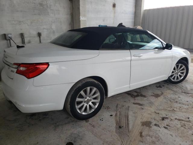 Photo 3 from auction – 2012 CHRYSLER 200 TOURIN with VIN 1C3BCBEB7CN215683