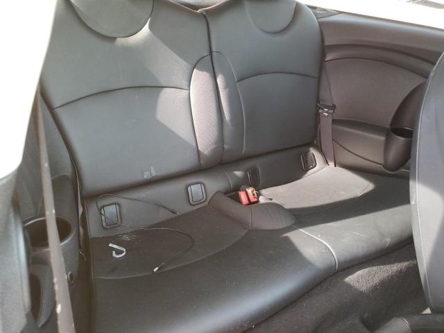 Photo 10 from auction – 2011 MINI COOPER CLU with VIN WMWZF3C52BTX82119
