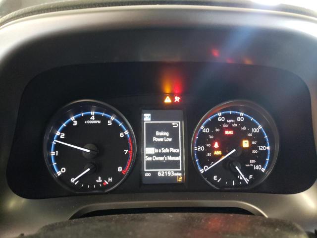 Photo 9 from auction – 2018 TOYOTA RAV4 LE with VIN JTMZFREV5JJ166511
