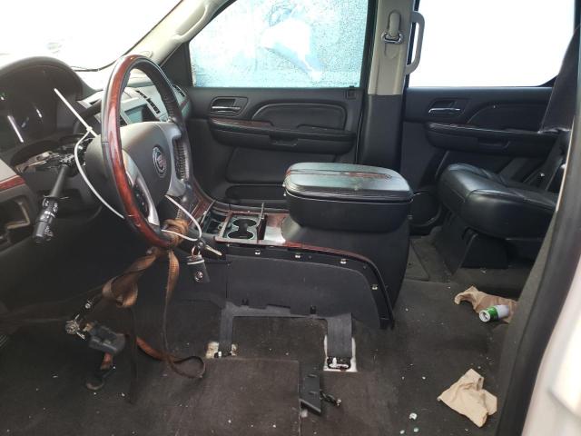 Photo 7 from auction – 2008 CADILLAC ESCALADE L with VIN 1GYFK63878R124387