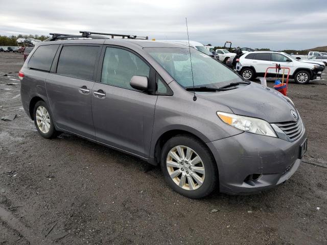 Photo 4 from auction – 2013 TOYOTA SIENNA XLE with VIN 5TDDK3DC6DS053984