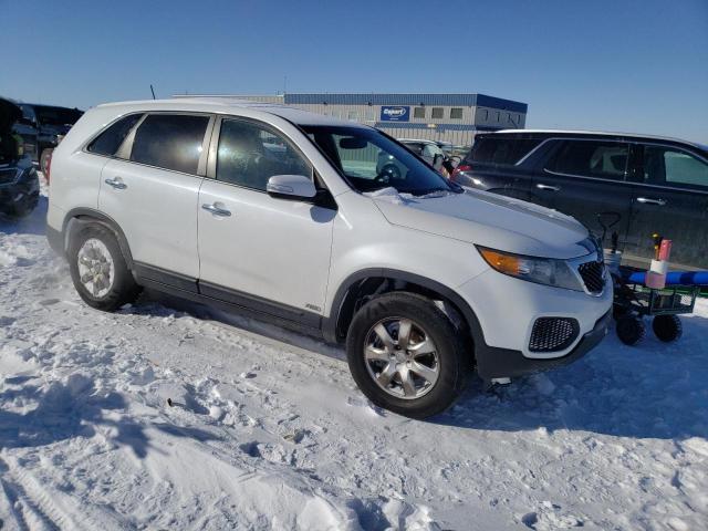 Photo 4 from auction – 2013 KIA SORENTO LX with VIN 5XYKTCA69DG393369