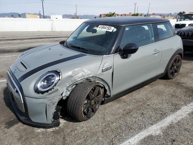 MINI COOPER SE 2023 with VIN WMW13DJ02P2S79268 - Photo from auction
