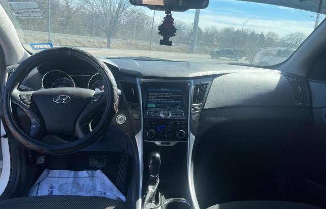 Photo 9 from auction – 2012 HYUNDAI SONATA SE with VIN 5NPEC4AB8CH396934