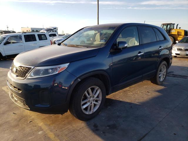 KIA SORENTO LX 2015 with VIN 5XYKT3A68FG586504 - Photo from auction