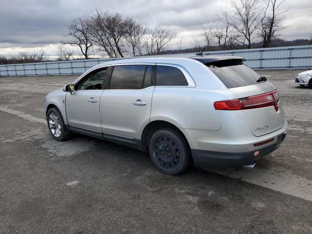 Photo 2 from auction – 2010 LINCOLN MKT with VIN 2LMHJ5FR8ABJ14945