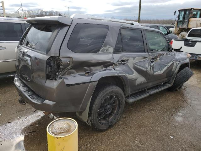 Photo 3 from auction – 2015 TOYOTA 4RUNNER SR with VIN JTEBU5JRXF5270237