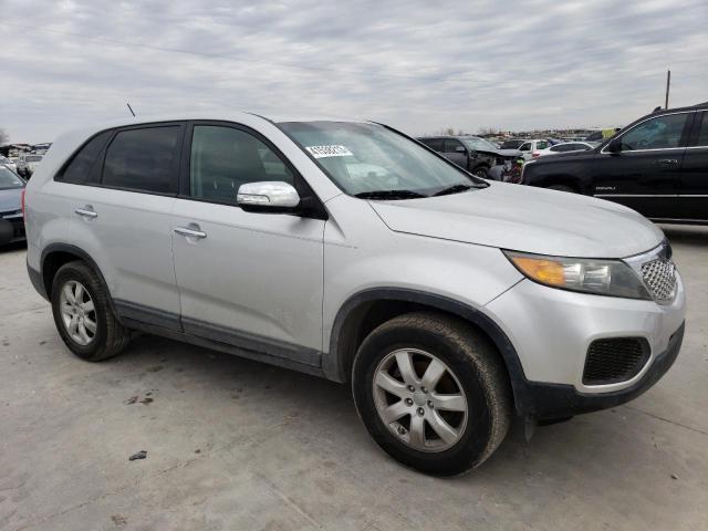 Photo 4 from auction – 2013 KIA SORENTO LX with VIN 5XYKT3A10DG358742