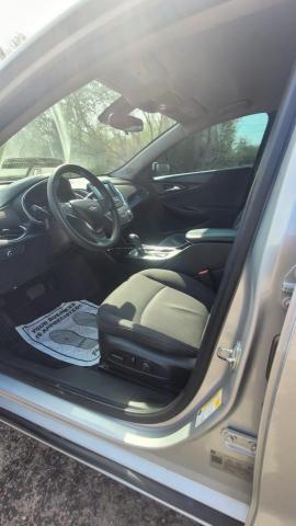 Photo 5 from auction – 2018 CHEVROLET MALIBU LT with VIN 1G1ZD5ST7JF134575