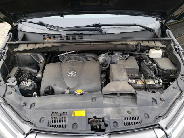 Photo 12 from auction – 2017 TOYOTA HIGHLANDER with VIN 5TDDZRFH9HS404366