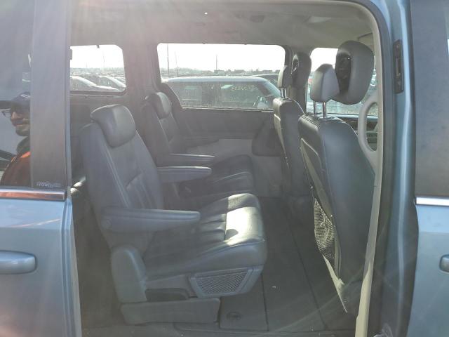Photo 11 from auction – 2010 CHRYSLER TOWN & COU with VIN 2A4RR5D11AR253911