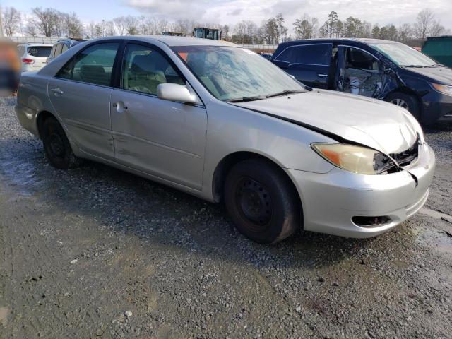 Photo 4 from auction – 2004 TOYOTA CAMRY LE with VIN 4T1BE32KX4U925602