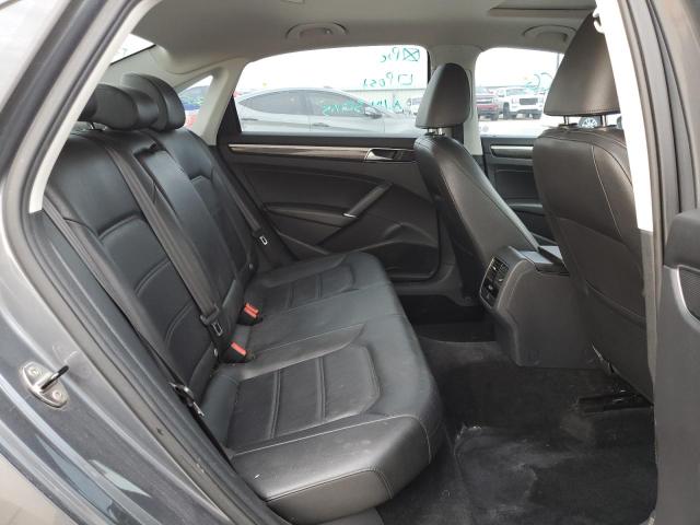 Photo 10 from auction – 2017 VOLKSWAGEN PASSAT SE with VIN 1VWBT7A33HC047709