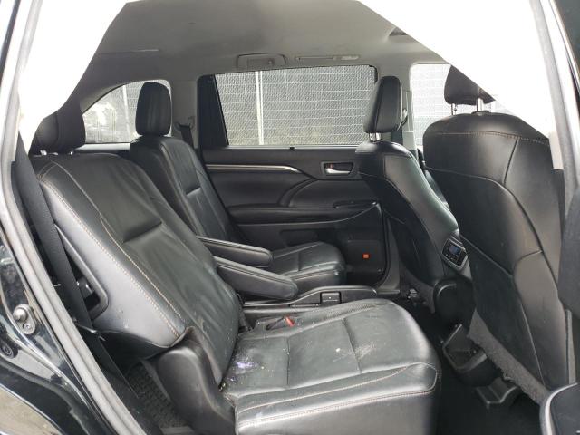 Photo 11 from auction – 2017 TOYOTA HIGHLANDER with VIN 5TDDZRFH9HS404366