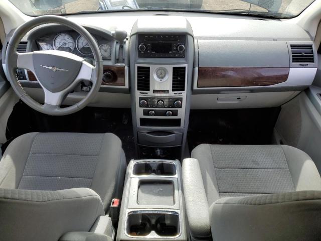 Photo 8 from auction – 2010 CHRYSLER TOWN & COU with VIN 2A4RR5D14AR299572