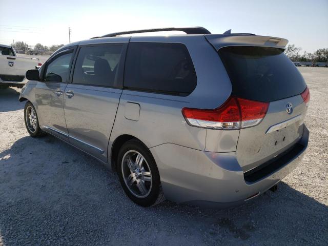 Photo 2 from auction – 2011 TOYOTA SIENNA XLE with VIN 5TDYK3DCXBS077283