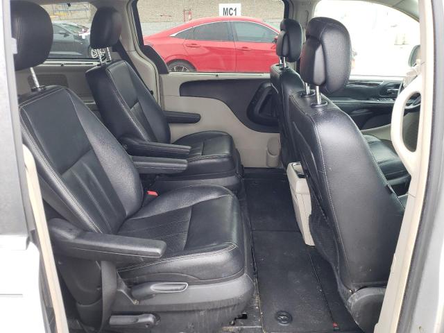 Photo 11 from auction – 2012 CHRYSLER TOWN & COU with VIN 2C4RC1CG0CR338859