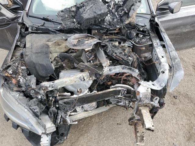 Photo 11 from auction – 2016 CHRYSLER 200 LIMITE with VIN 1C3CCCAB4GN129334