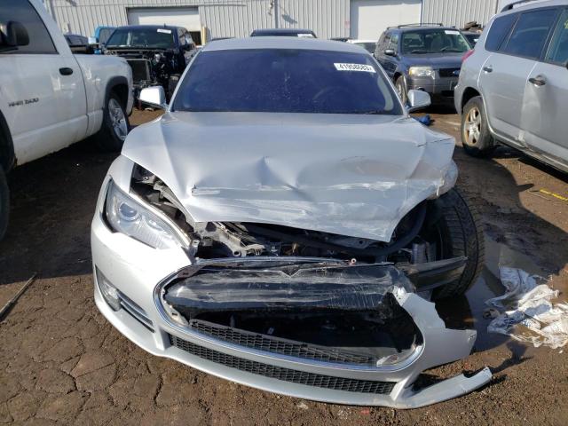Photo 5 from auction – 2013 TESLA MODEL S with VIN 5YJSA1BC9DFP10086