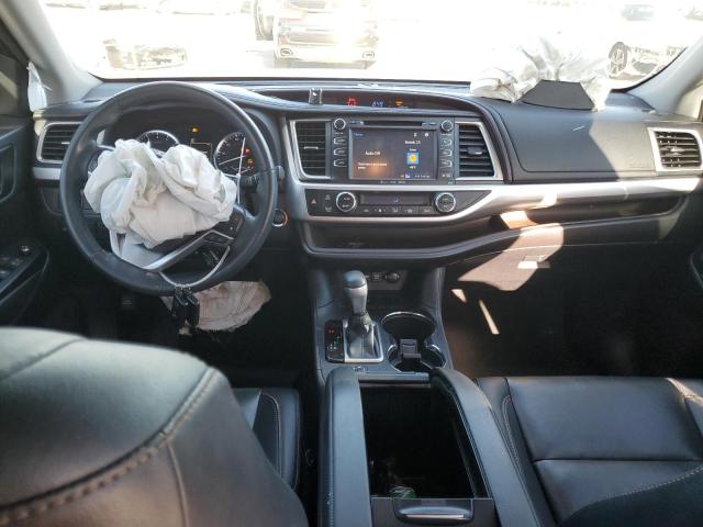 Photo 8 from auction – 2019 TOYOTA HIGHLANDER with VIN 5TDKZRFH1KS327989