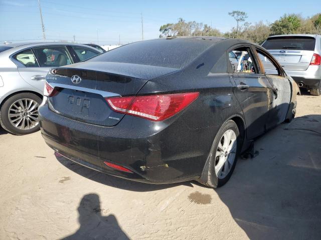 Photo 3 from auction – 2011 HYUNDAI SONATA SE with VIN 5NPEC4AC7BH148181