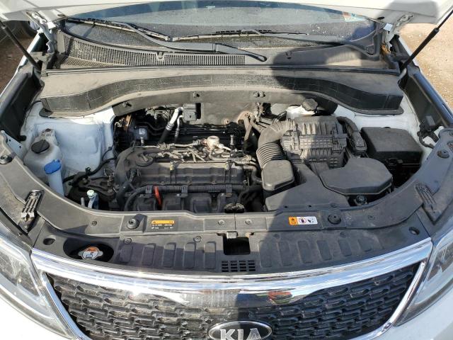 Photo 12 from auction – 2015 KIA SORENTO LX with VIN 5XYKTCA64FG552950