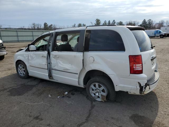 Photo 2 from auction – 2010 CHRYSLER TOWN & COU with VIN 2A4RR5D14AR373363